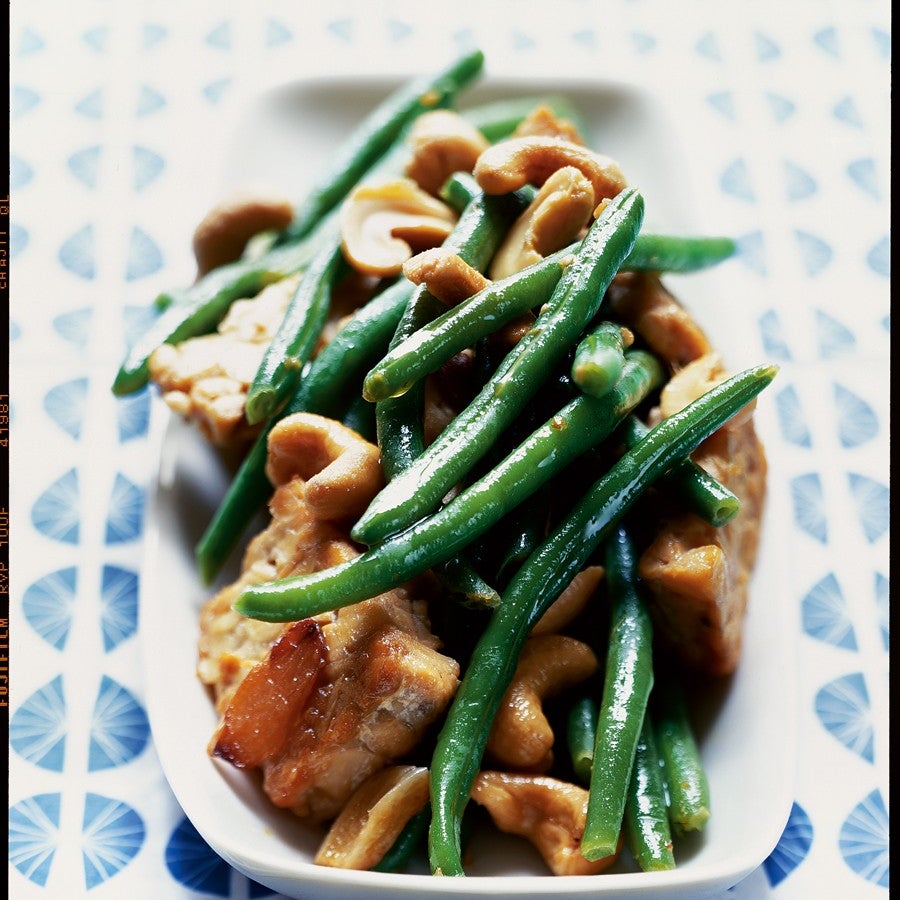 Hoisin-glazed Tempeh with Green Beans and Cashews-image