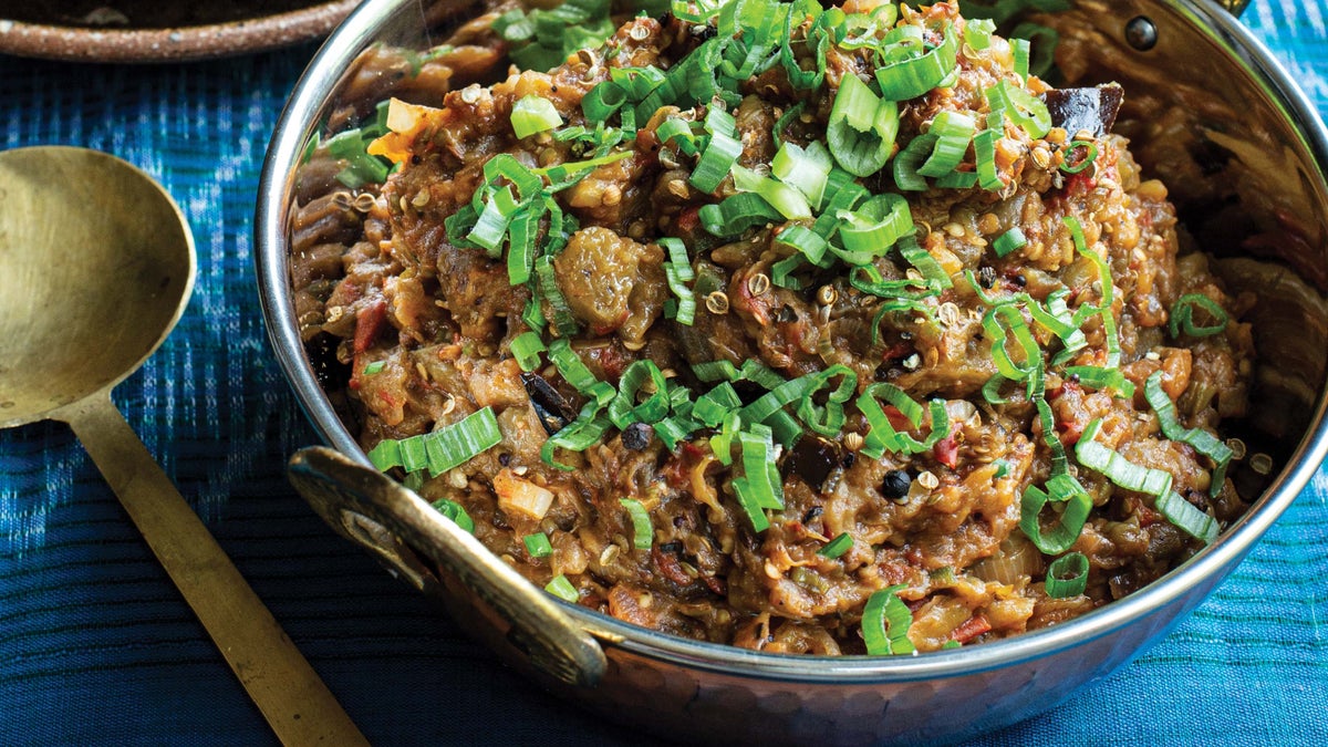 Charred Eggplant (Olo) Recipe by Vishwesh Bhatt