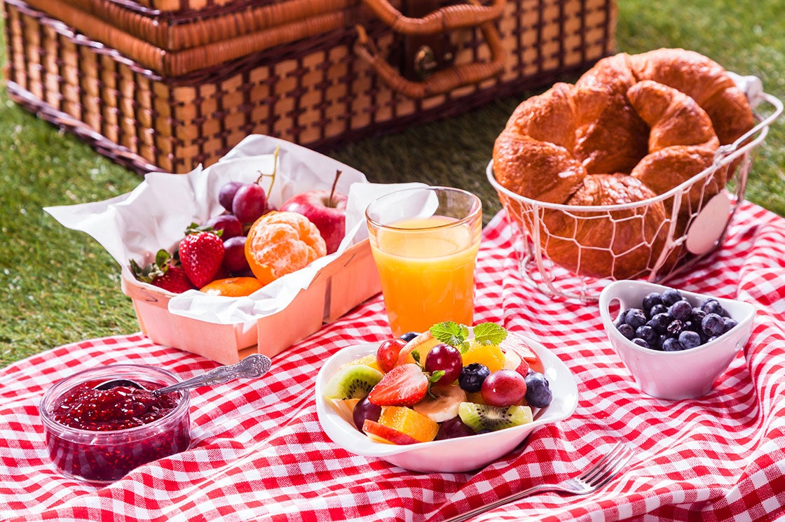 How to Pack the Perfect Picnic