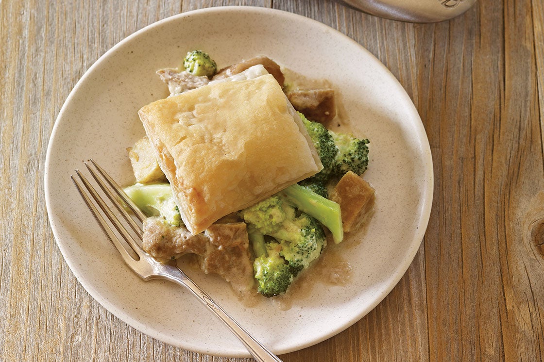 mock-chicken-divan-pot-pie None