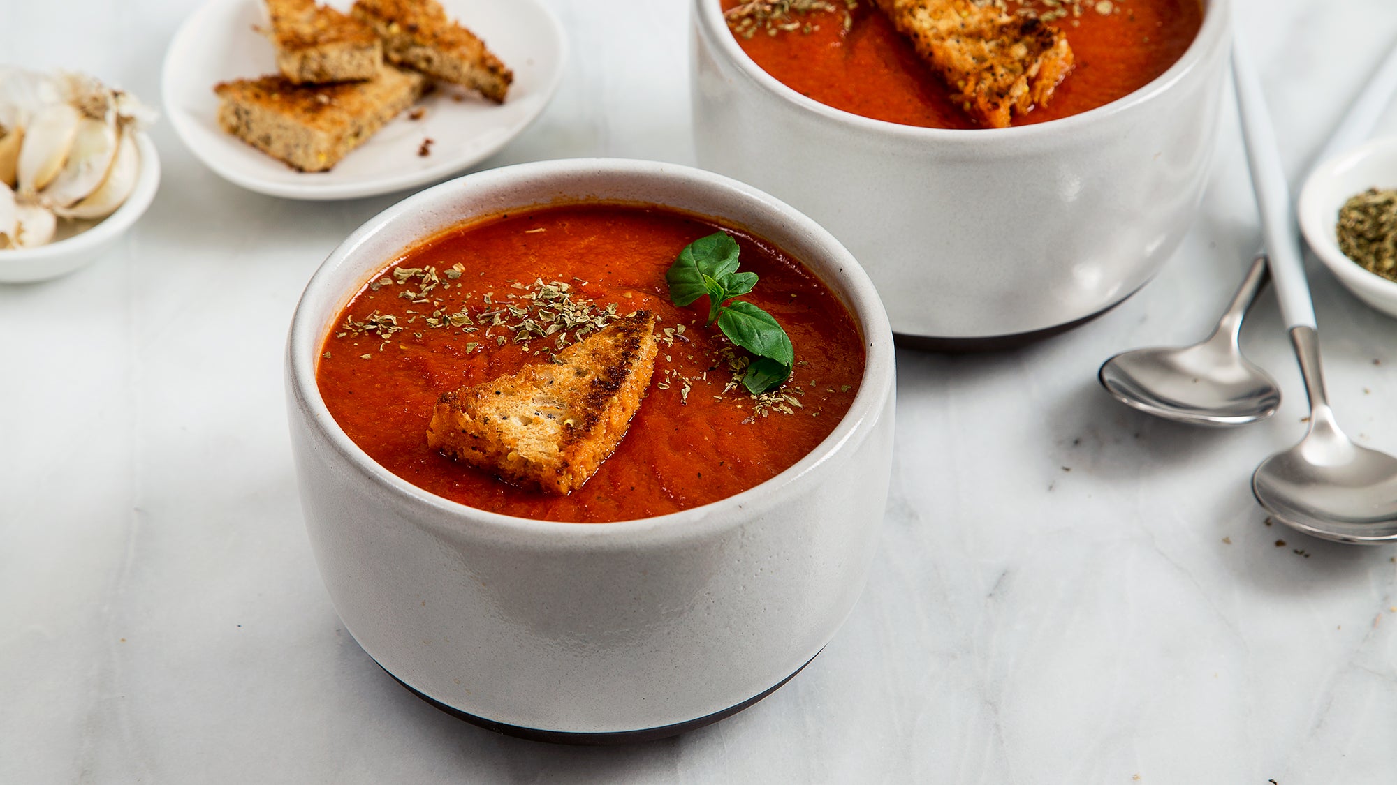 Easy Homemade Tomato Soup Recipe
